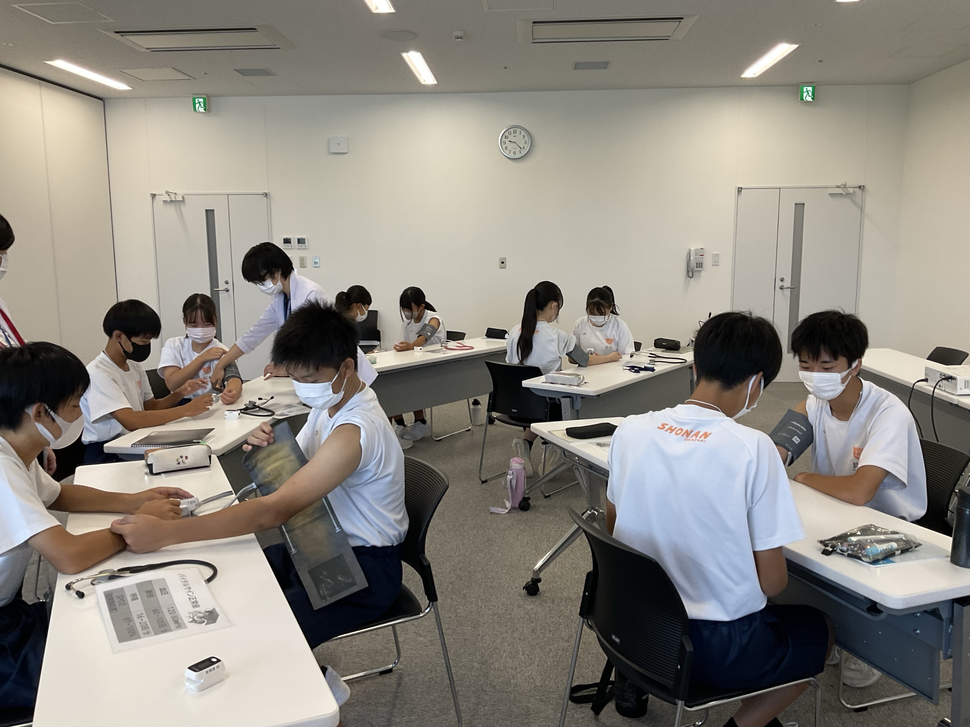 岡崎医療センター中学校の職場体験学習の受け入れ