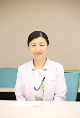 酒井奈美看護長プロフィール写真