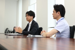 家族でアスレチックに出かけた様子