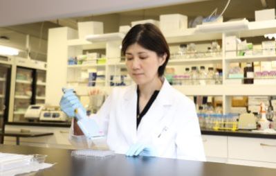 家族でアスレチックに出かけた様子