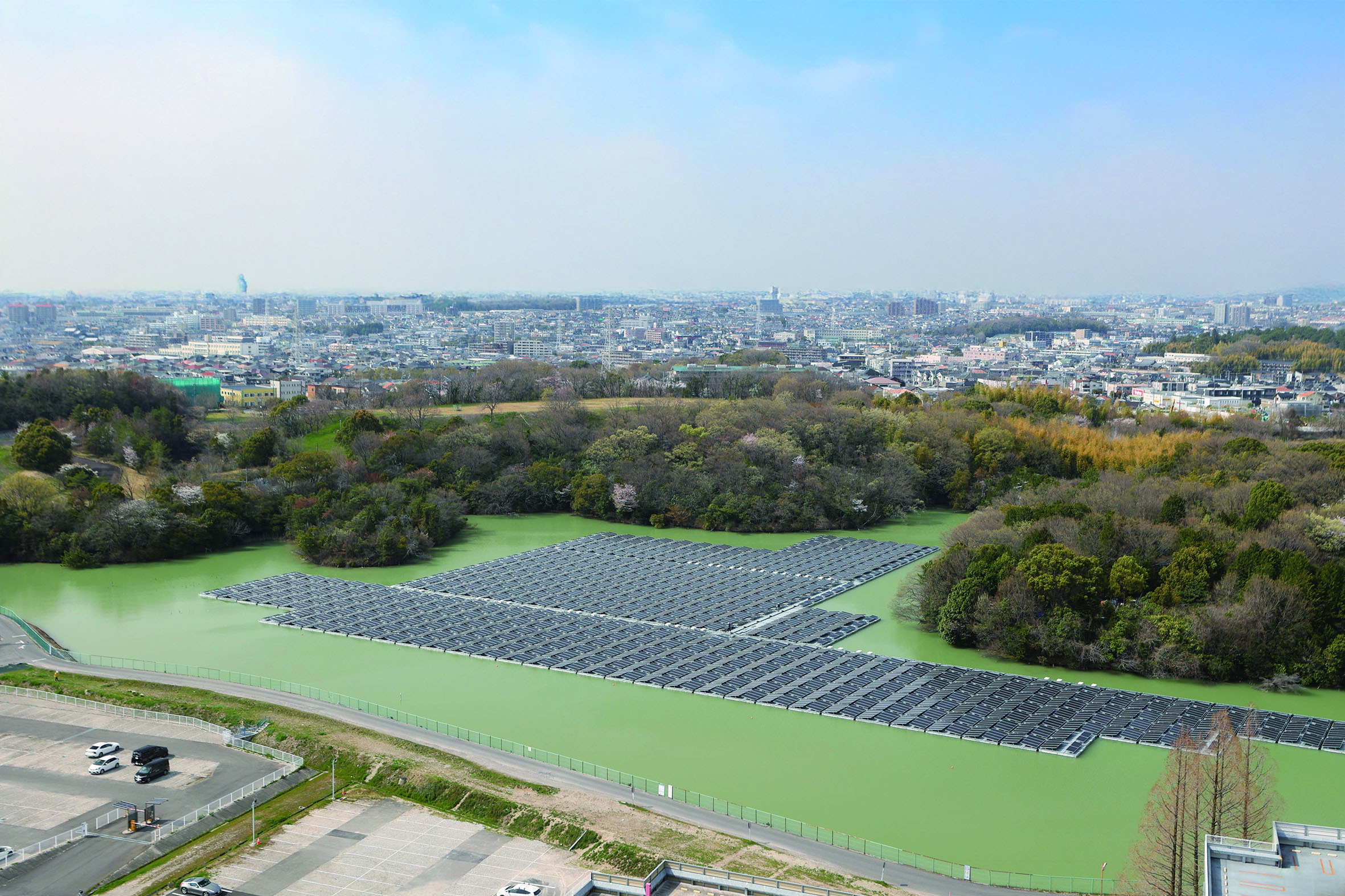 災害時にも医療をとめないために太陽光発電設備の運用開始