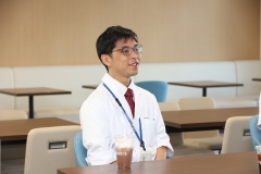 家族でアスレチックに出かけた様子