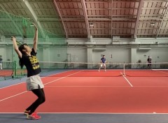 家族でアスレチックに出かけた様子