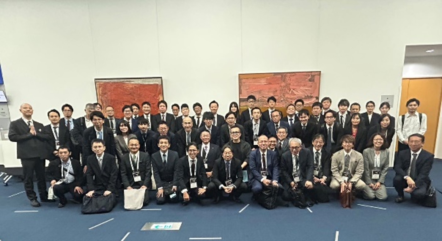 2025年10月23日 日本胸部外科学会総会および単孔式胸腔鏡研究会例会が大阪で行われました。