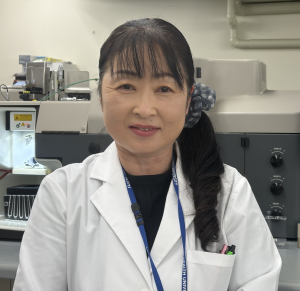 入口 晴美　技術員