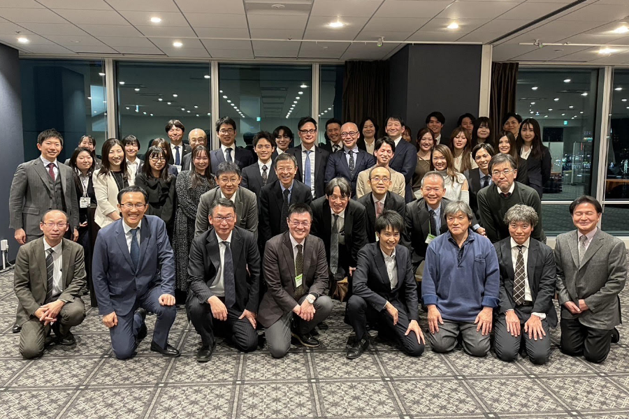 第23回日本側彎症学会研修セミナーベーシックコースの集合写真